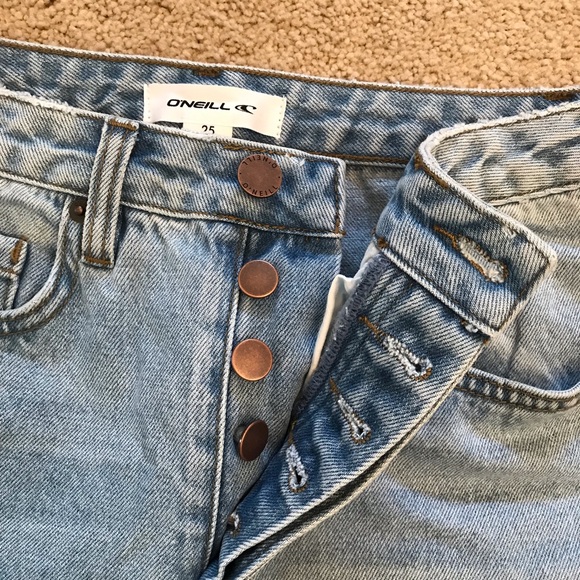 ONeill Distressed Denim Blue Jeans NEW Womens Size 2 Waist 25 Light Wash Benatar - Picture 8 of 15